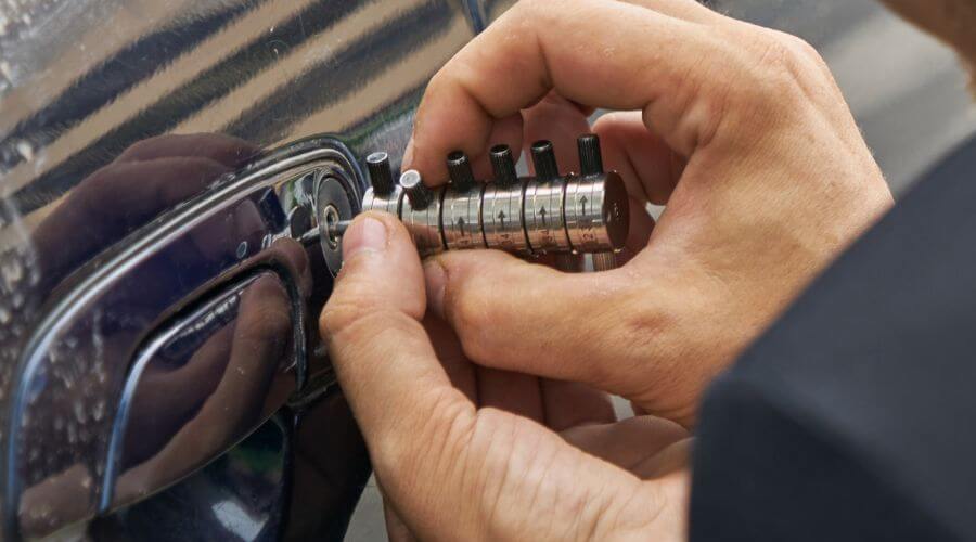 Expert top industrial roofings services in Triumph, IL